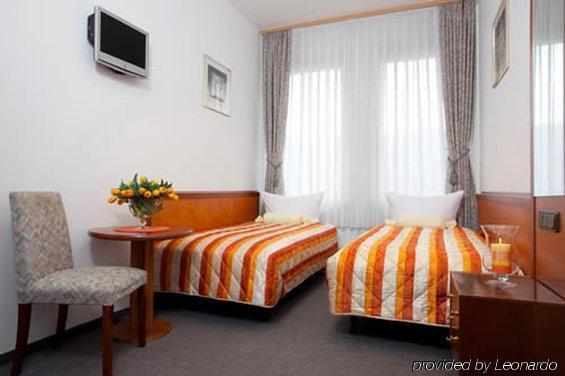 Potsdamer Inn Berlin Oda fotoğraf