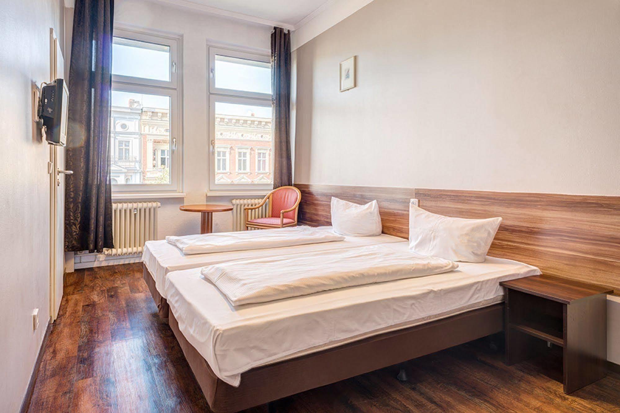 Potsdamer Inn Berlin Dış mekan fotoğraf